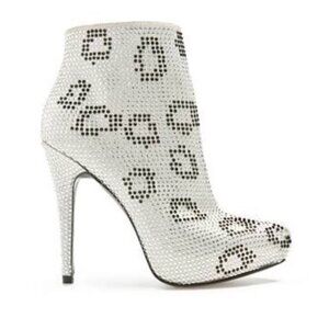 NWOB Report Signature Clarkson Rhinestone Bootie